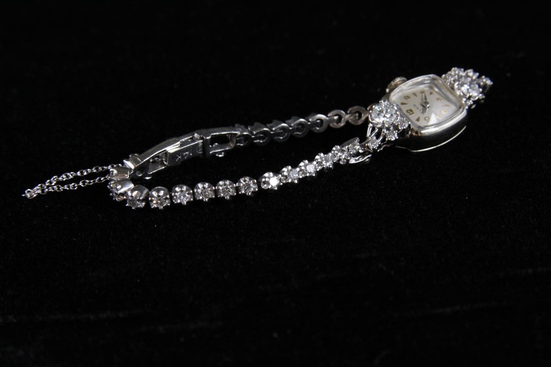 14K White Gold and Diamond Ladies Elgin Watch