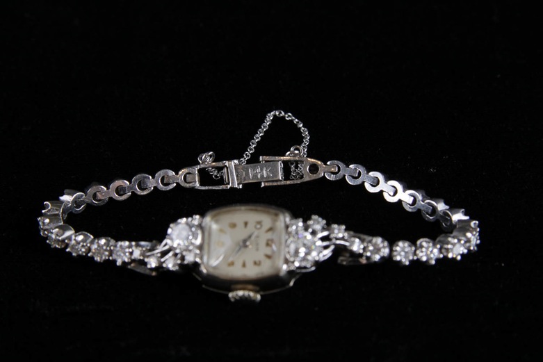 14K White Gold and Diamond Ladies Elgin Watch