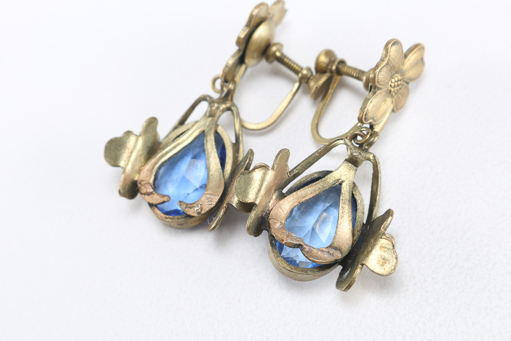 Dovercraft Blue Stone and Gold Tone Vintage Necklace and Earrings.