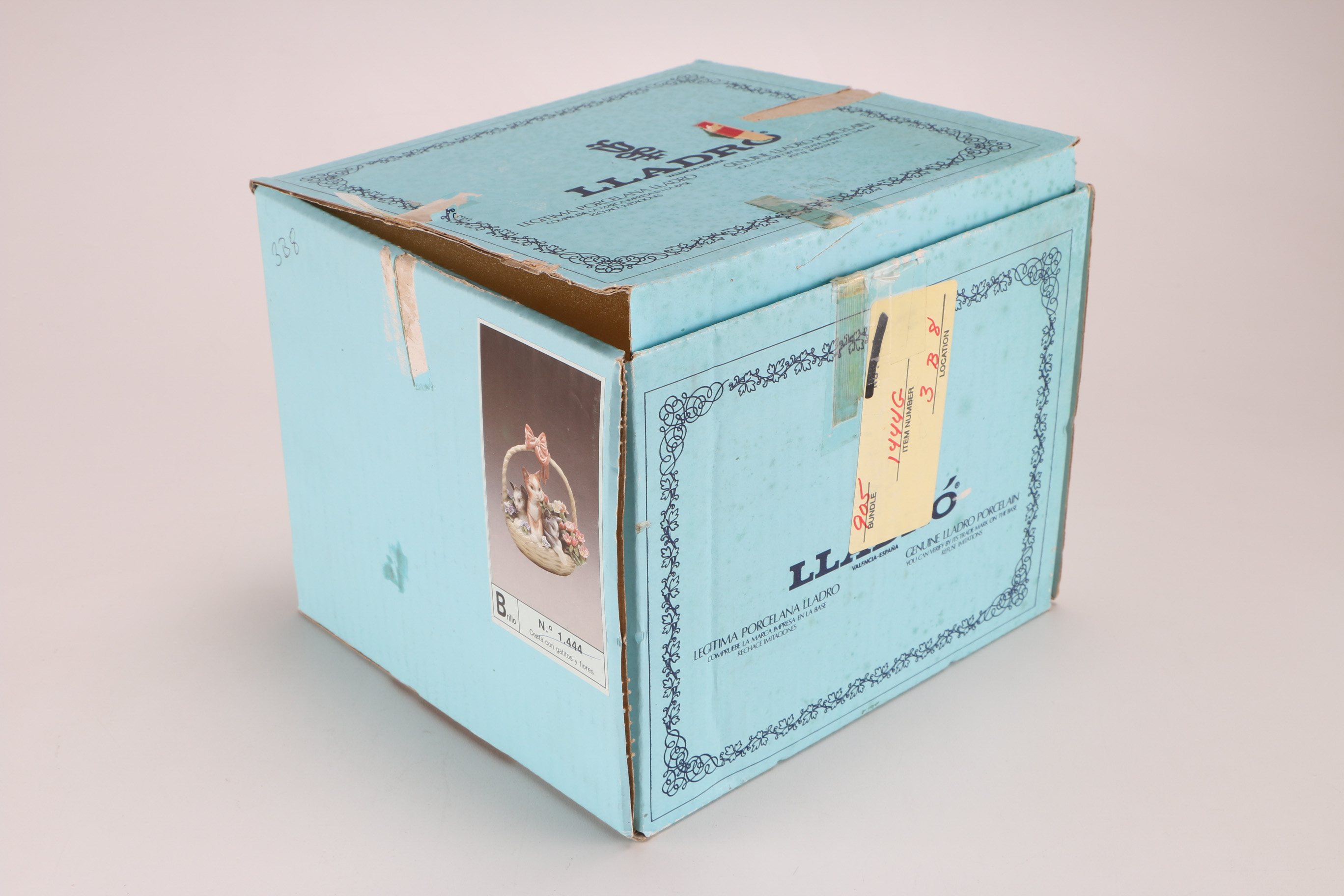 1984 Lladró "Purr Fect" Cats in a Basket Figurine