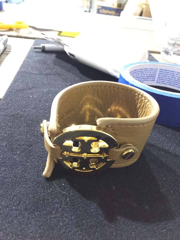 *UNSALABLE*Tory Burch Leather Bracelet