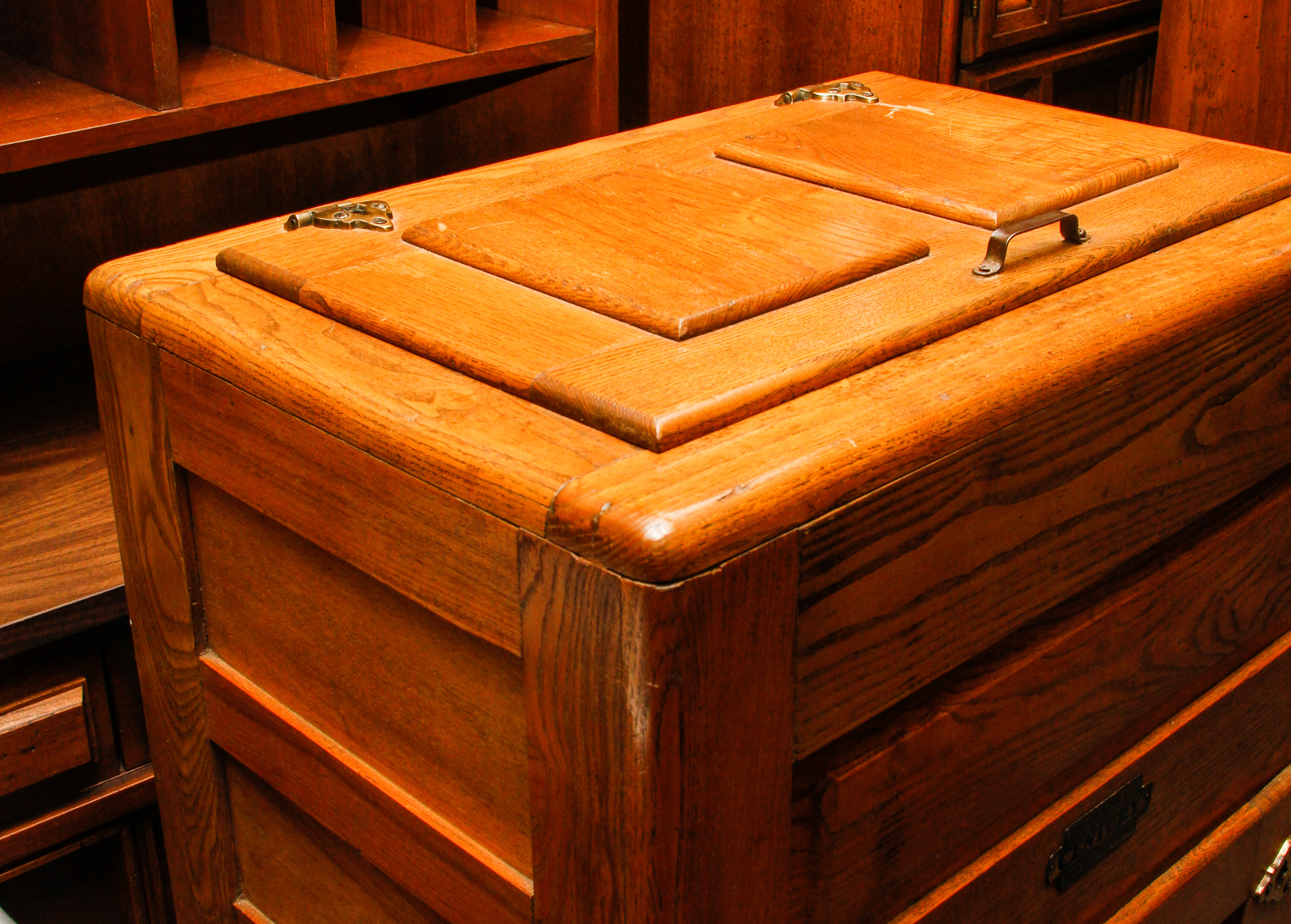 Vintage Beldinghall Century Refrigerator Ice Box