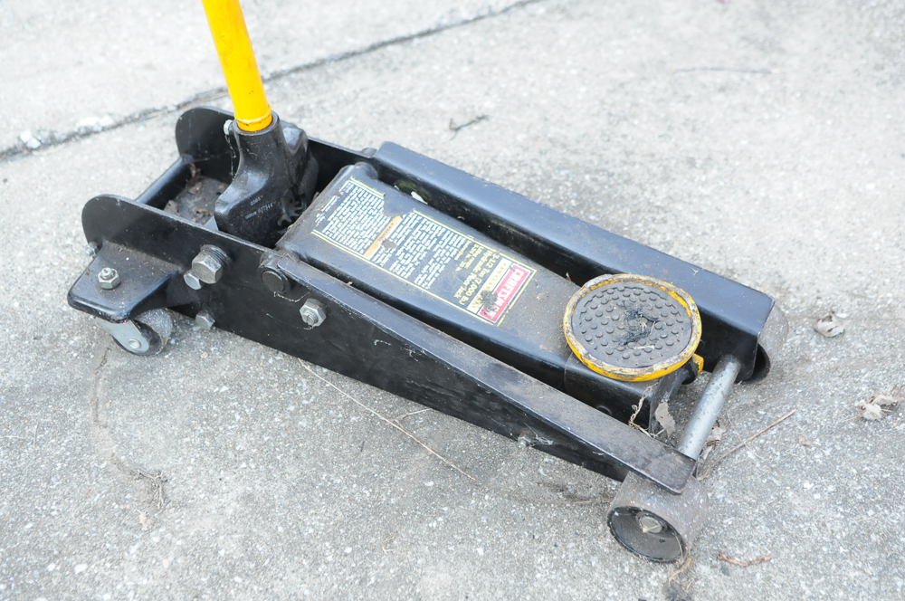 Craftsman Professional 3-1/2 Ton (7000 ib.) Hydraulic Floor Jack