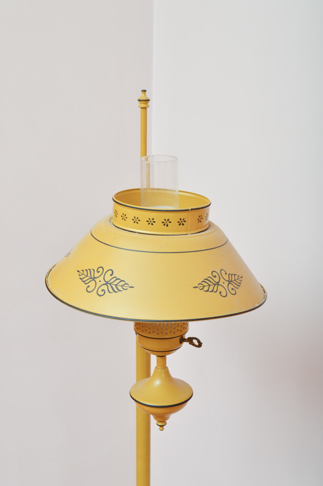 Vintage Colonial Style Floor Lamp