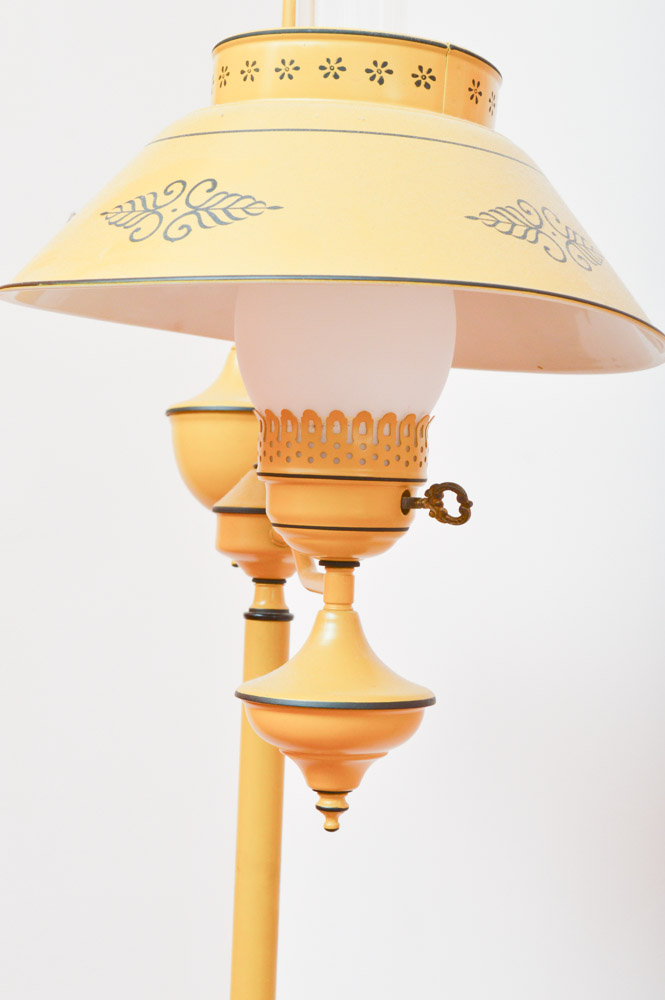 Vintage Colonial Style Floor Lamp