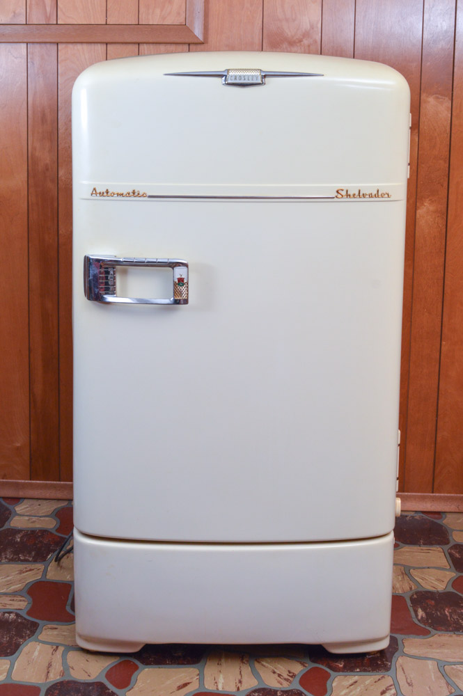 1950s Crosley Shelvador Automatic Refrigerator