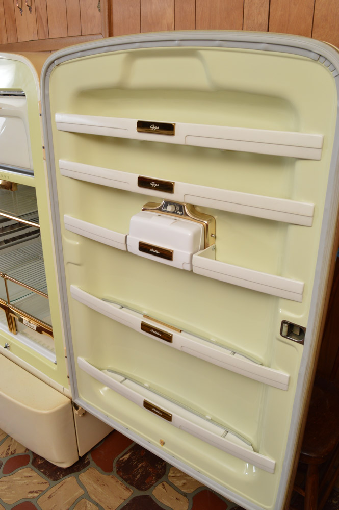 1950s Crosley Shelvador Automatic Refrigerator