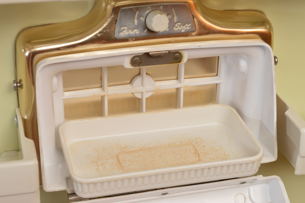 1950s Crosley Shelvador Automatic Refrigerator