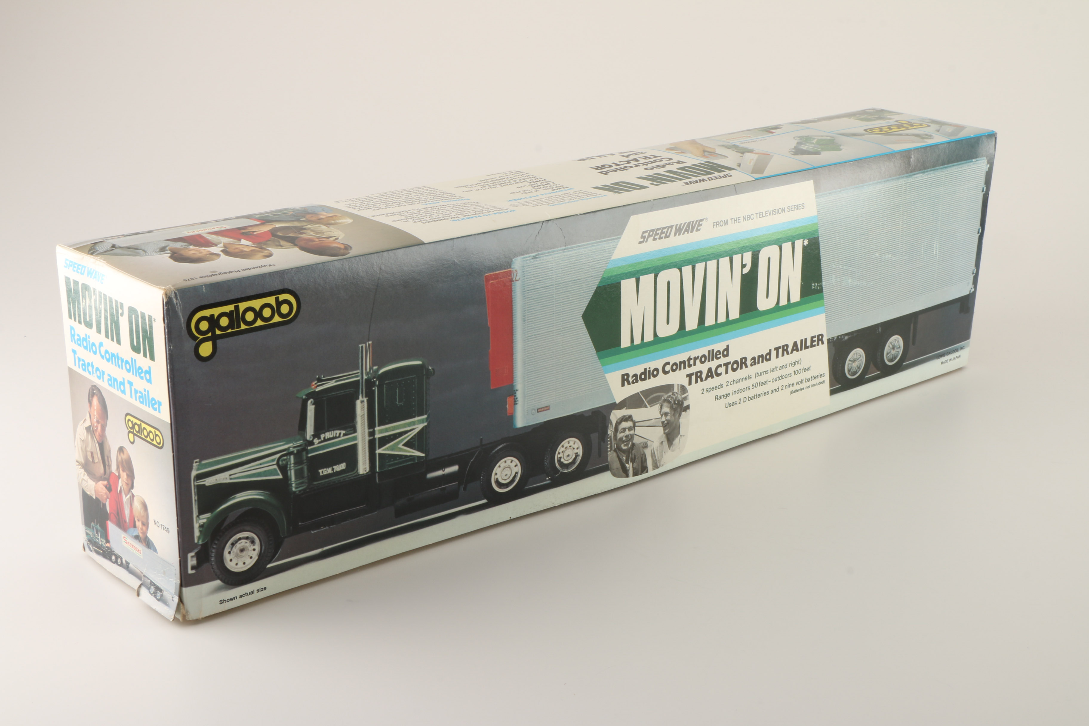 "Movin' On" Remote Control Semi-Truck