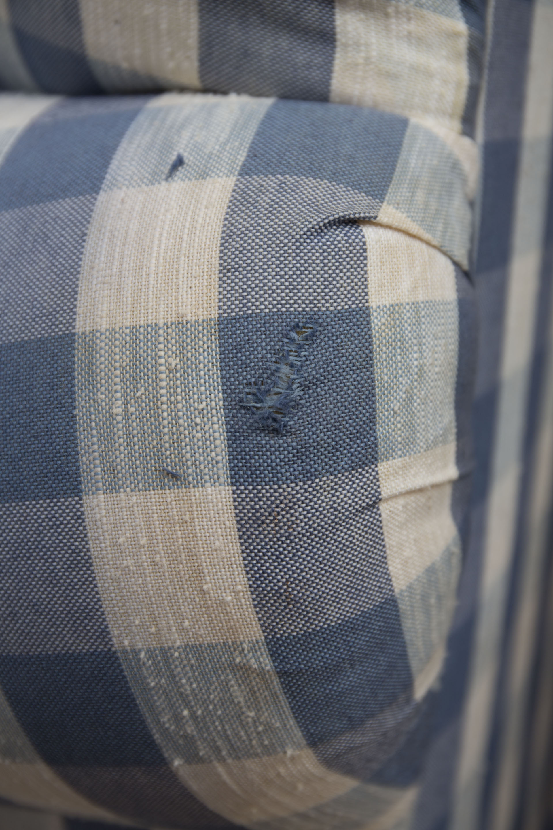 Broyhill Plaid Upholstered Sofa