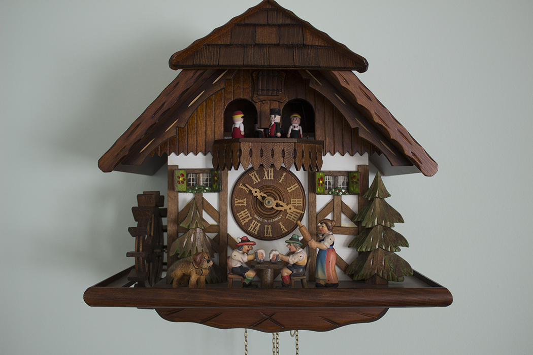 Romance Musical Cuckoo Clock
