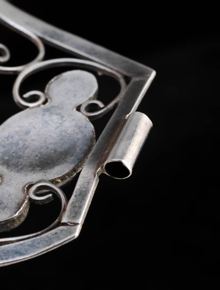 Mexican Silver and Black Onyx Openwork Hinged Bracelet