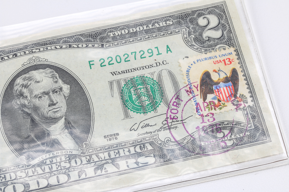 1976 First Day Issue Two Dollar Bill with Signatures of Francine Neff and William Simon