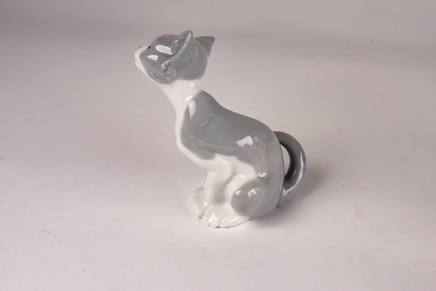 Vintage Lladro Cat Figurine