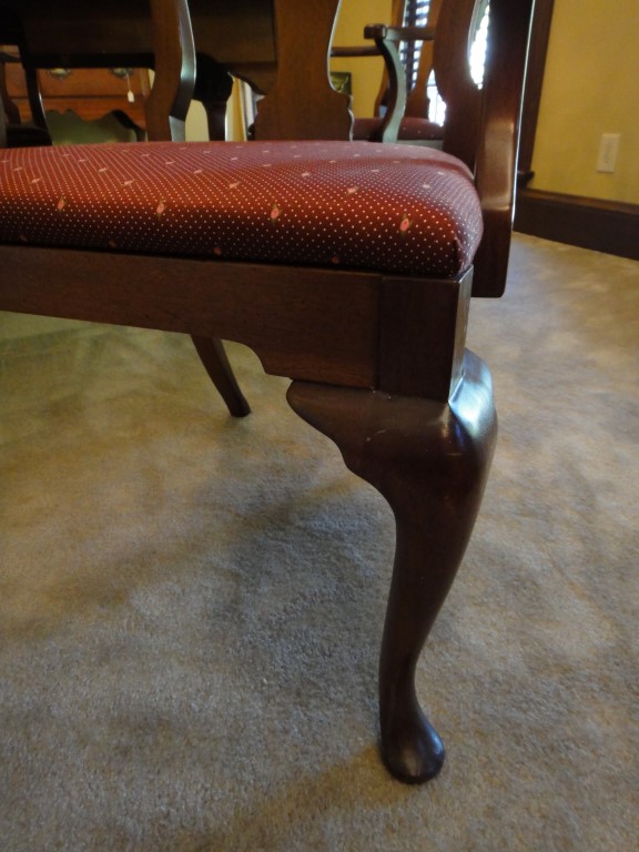 Queen Anne Dining Table & Chairs by Hickory Chair Co.