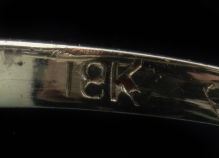 18K White Gold Art Deco Diamond Ring