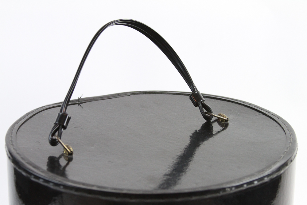 Vintage Wig, Form and Carrying Case