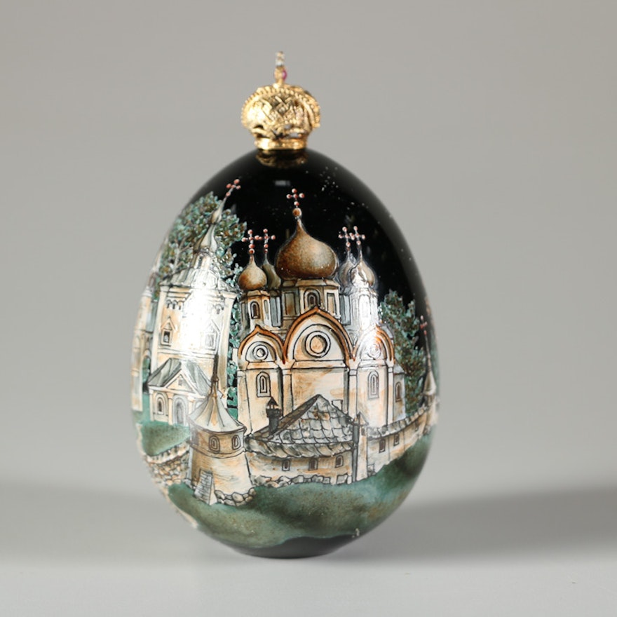 St. Petersburg Collection "Golden Ring Egg" and Case