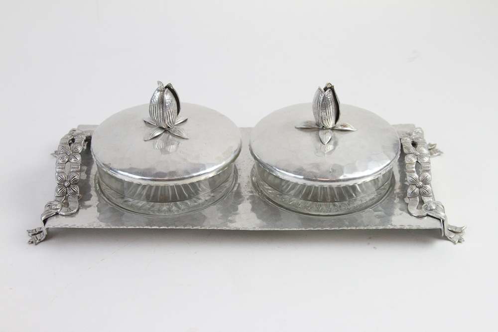 Assortment of Metal Serving Pieces incl. Hammered Aluminum