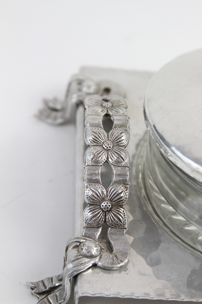 Assortment of Metal Serving Pieces incl. Hammered Aluminum