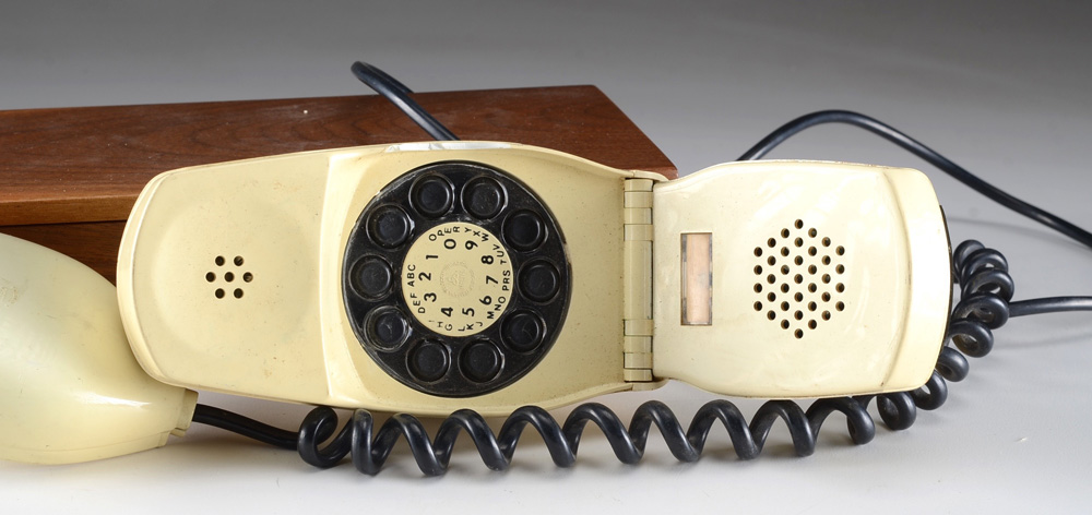 Assorted Collectible Vintage Decor Items