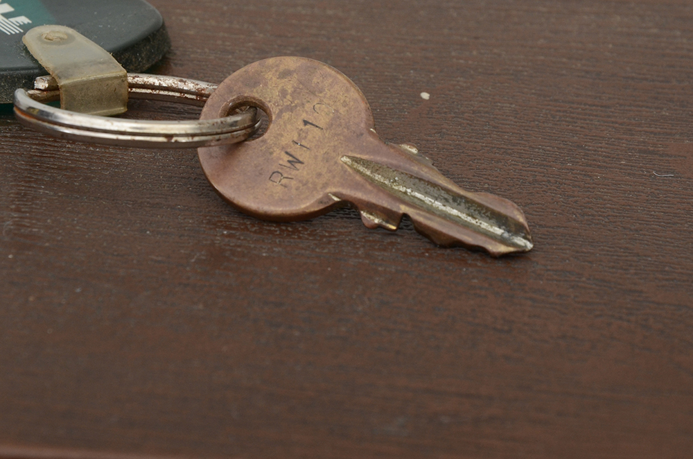 Wurlitzer "Americana" Vinyl Jukebox c. 1970s with Records and Accessories