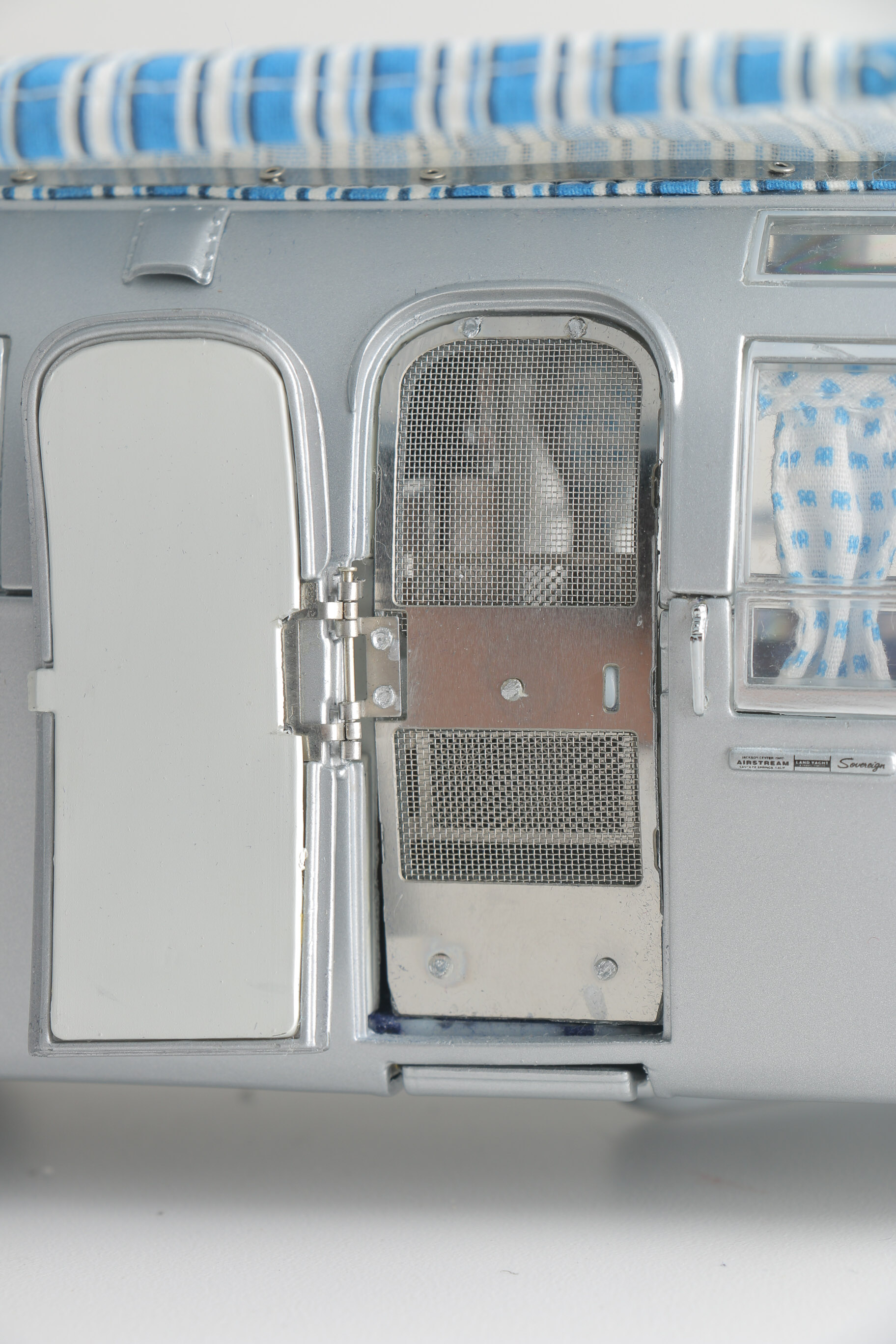 Franklin Mint Die-Cast 1968 Airstream Trailer