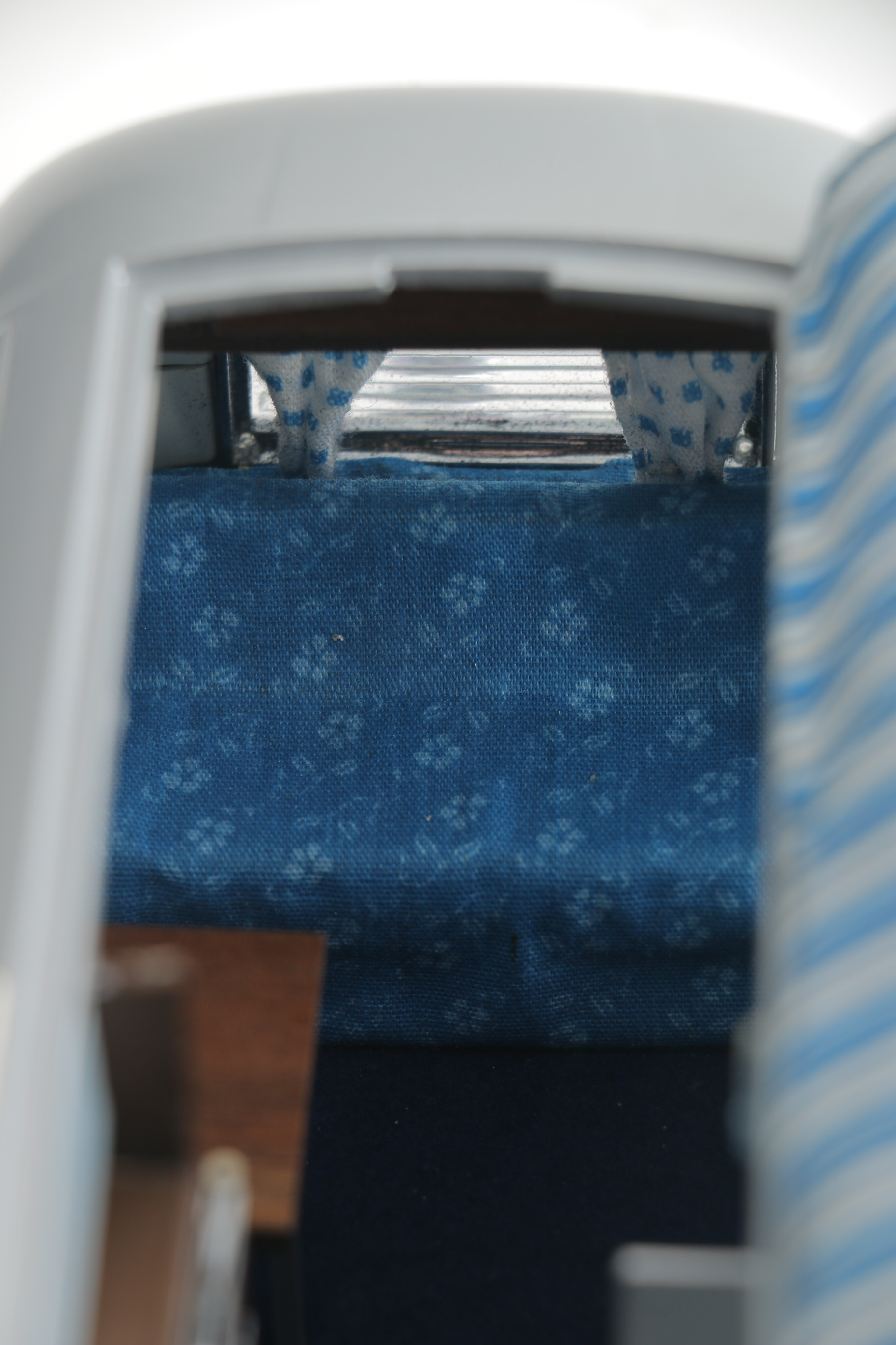 Franklin Mint Die-Cast 1968 Airstream Trailer