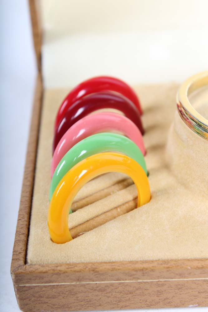 Women's Vintage Gucci Bangle Watch