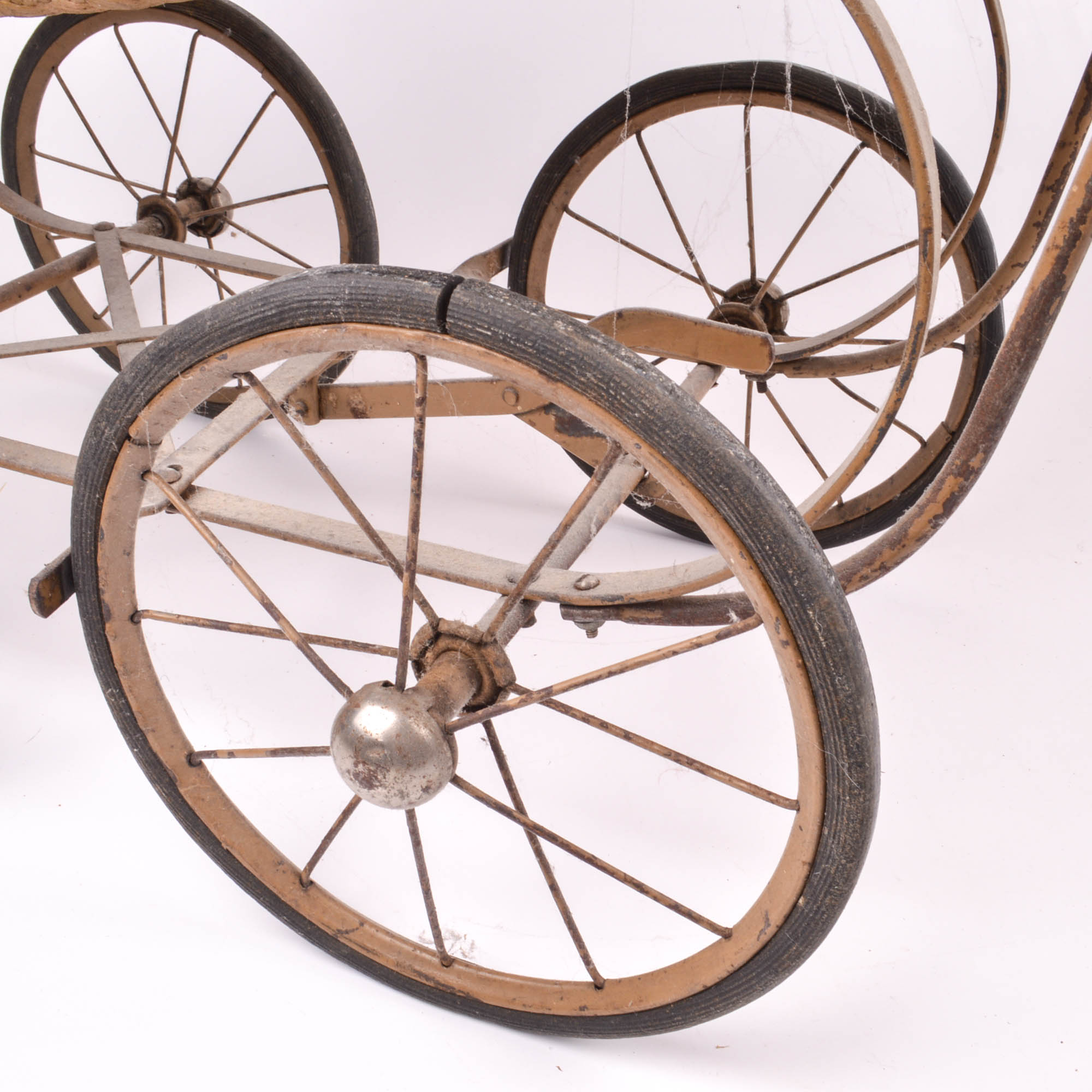 Antique Wicker Baby Doll Carriage