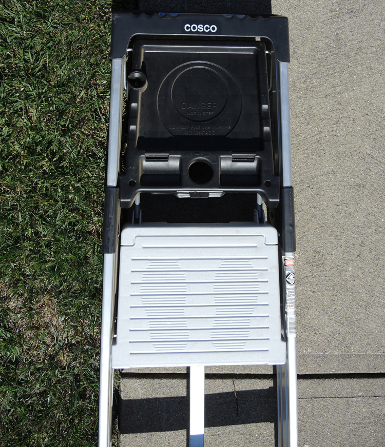 Cosco Aluminum 12 Foot Step Ladder