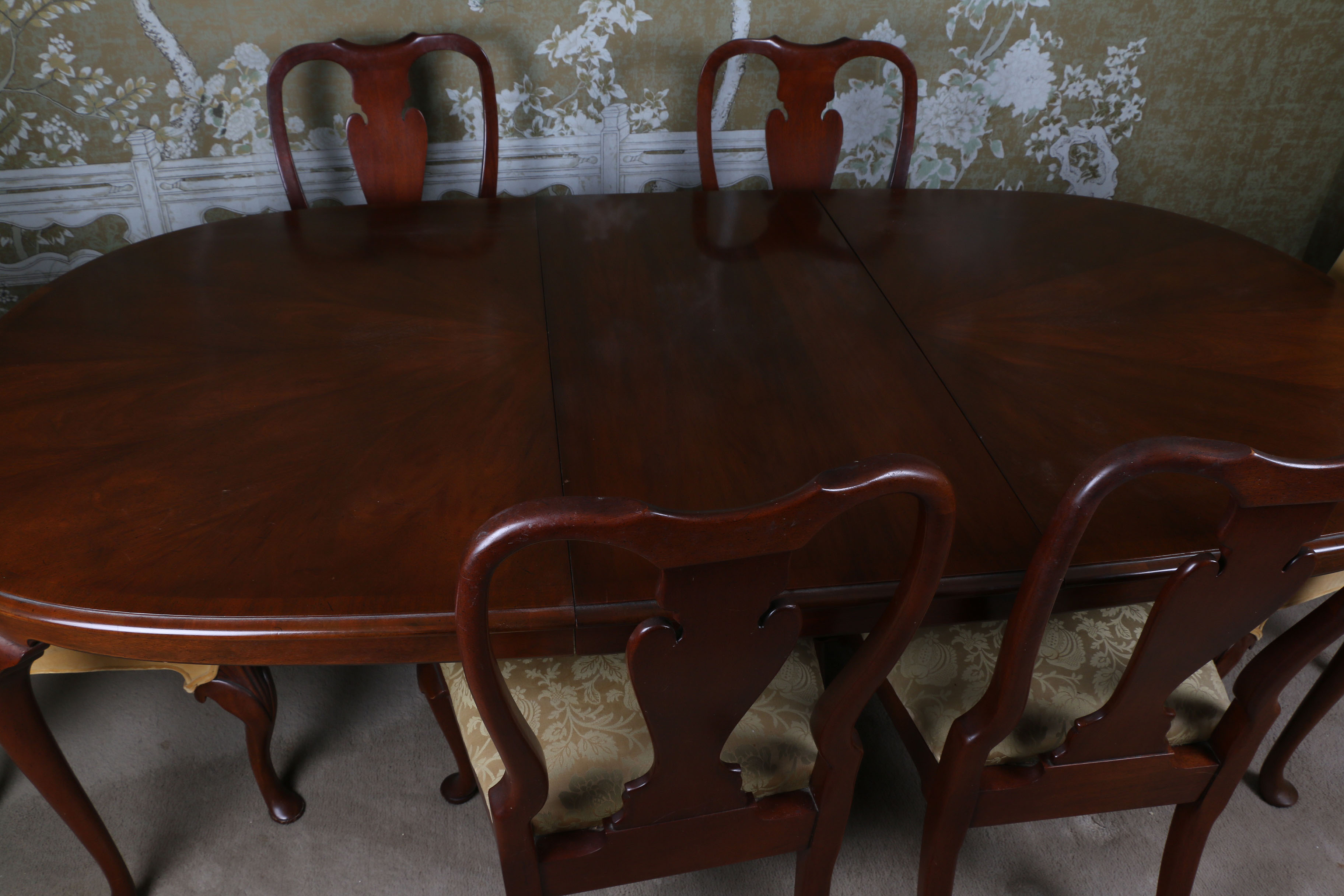 Vintage Queen Anne Style Seven-Piece Dining Set