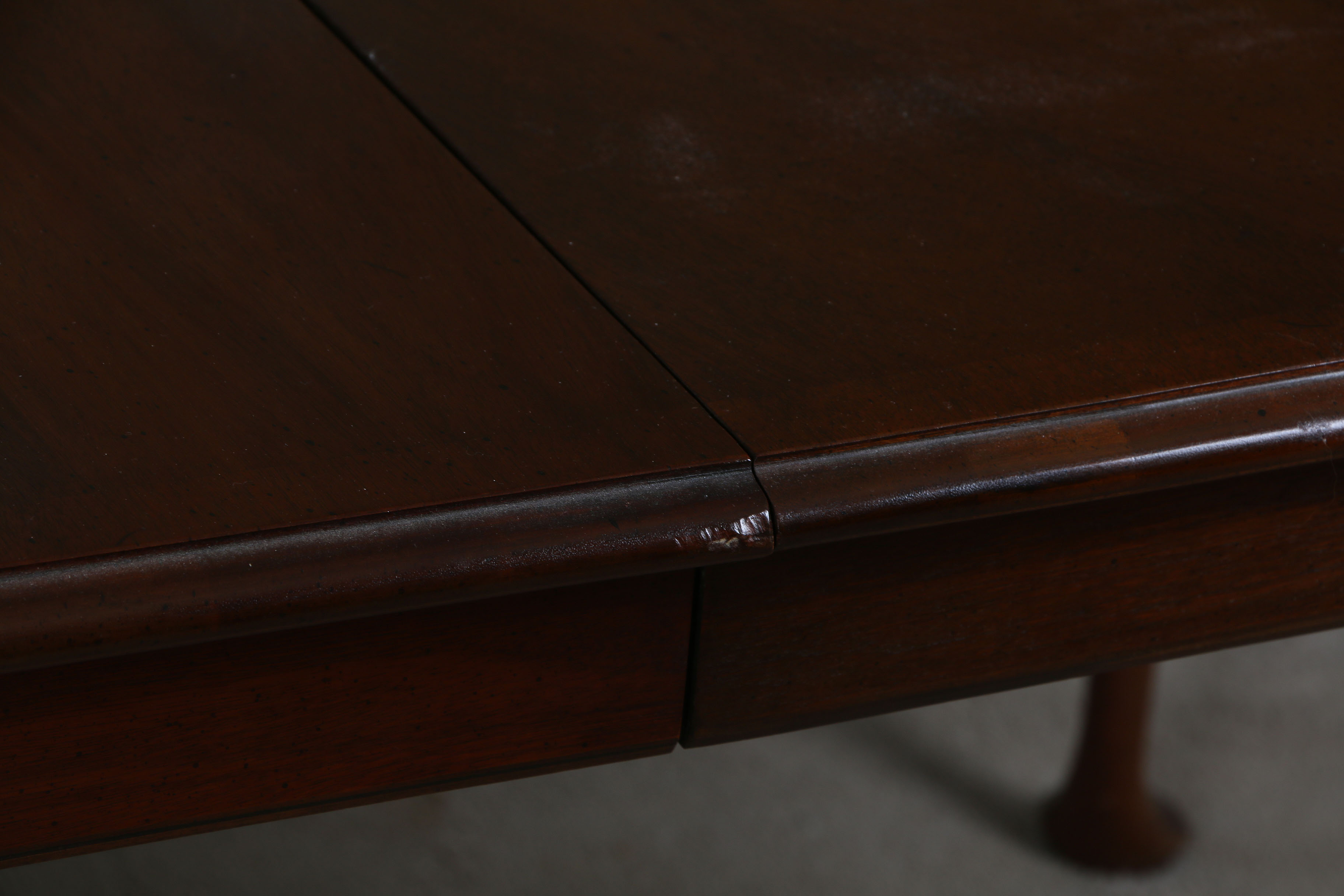 Vintage Queen Anne Style Seven-Piece Dining Set