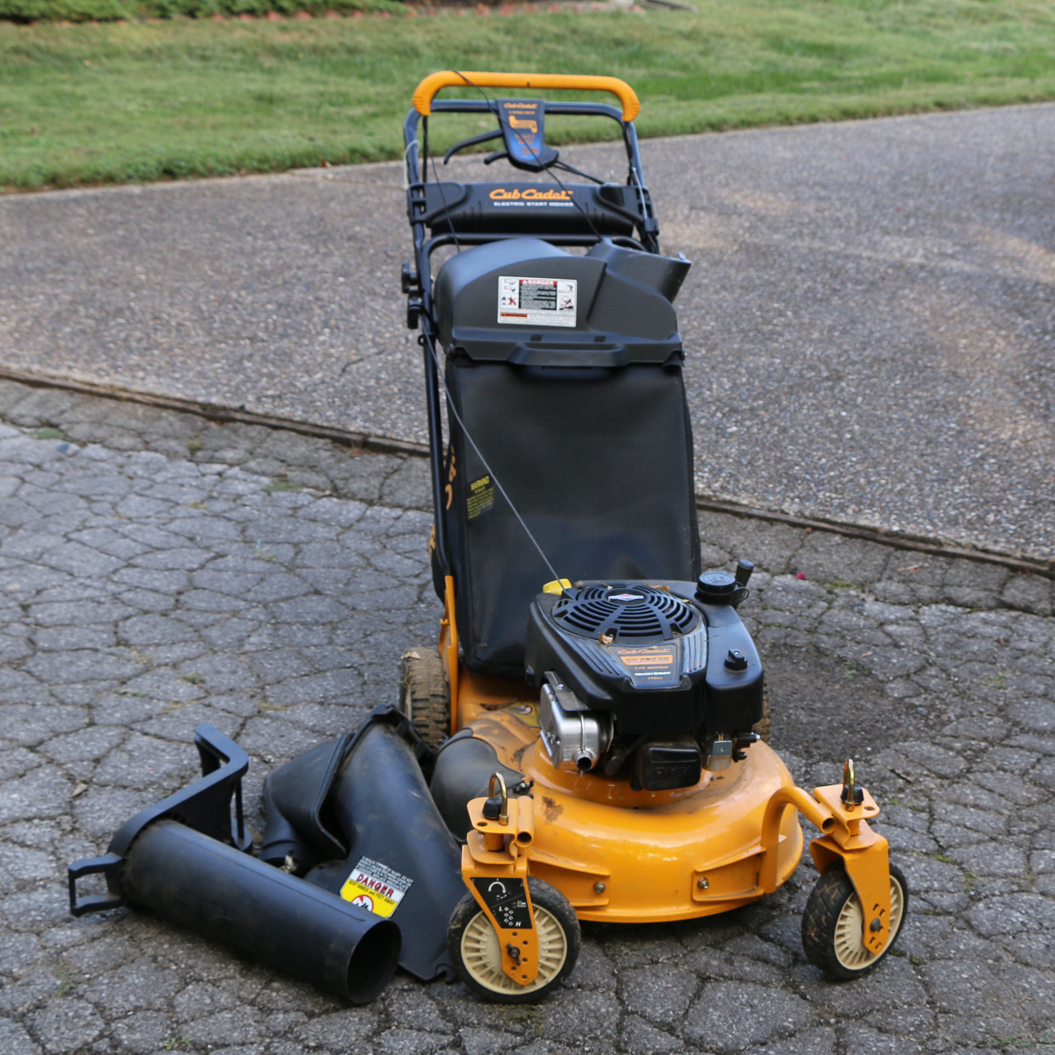 Cub Cadet Mower CC999ES