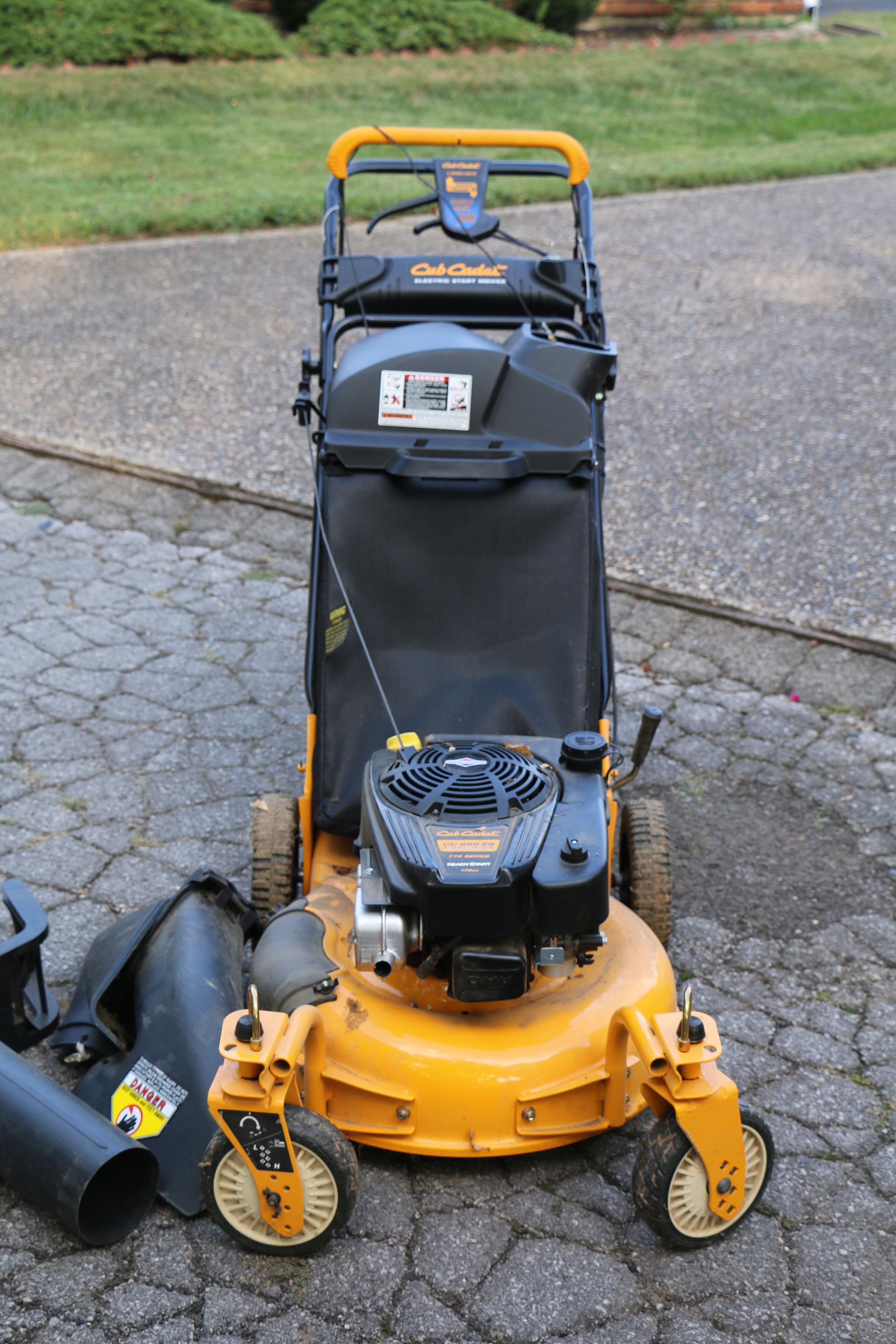 Cub Cadet Mower CC999ES
