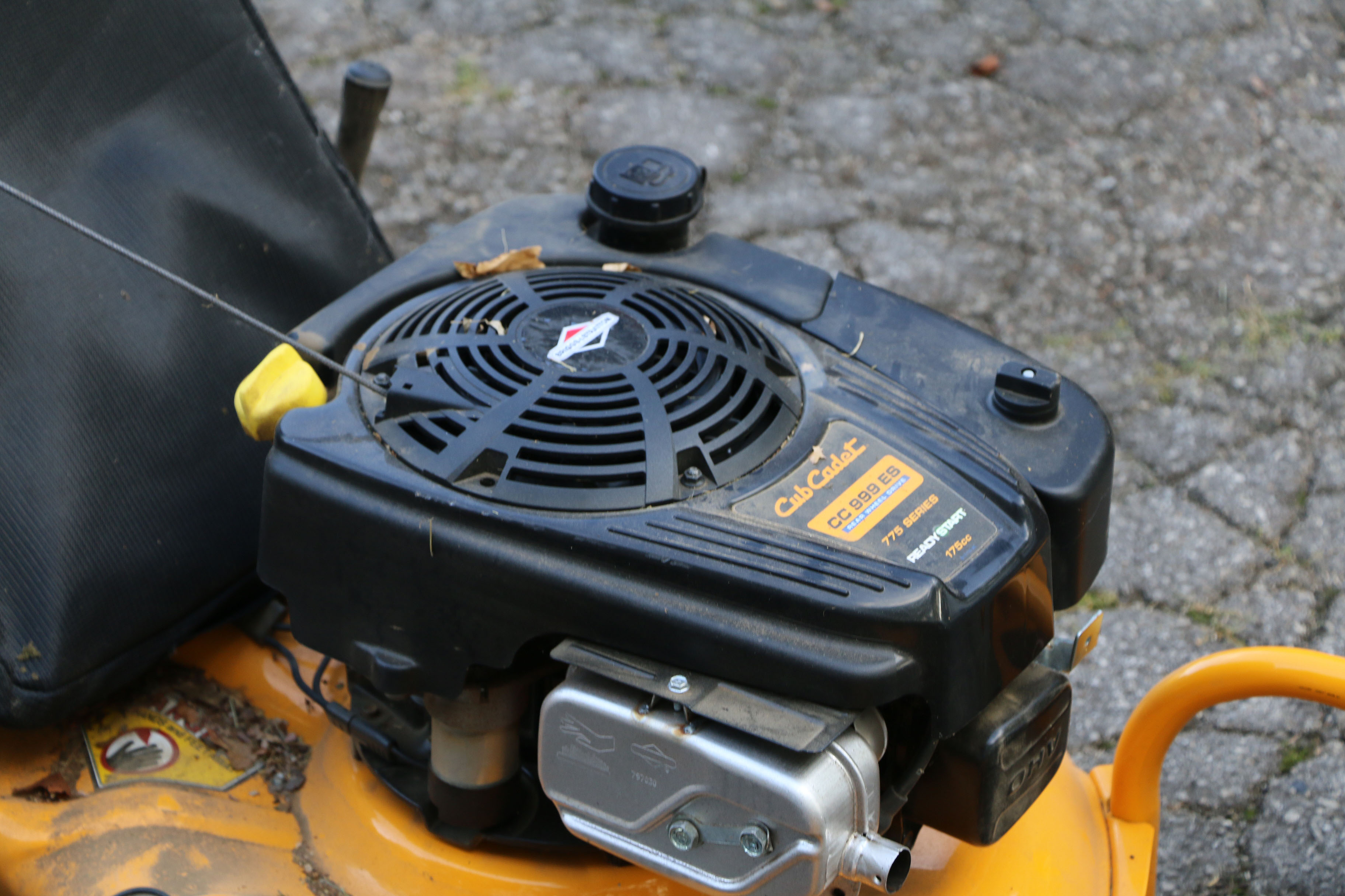 Cub Cadet Mower CC999ES
