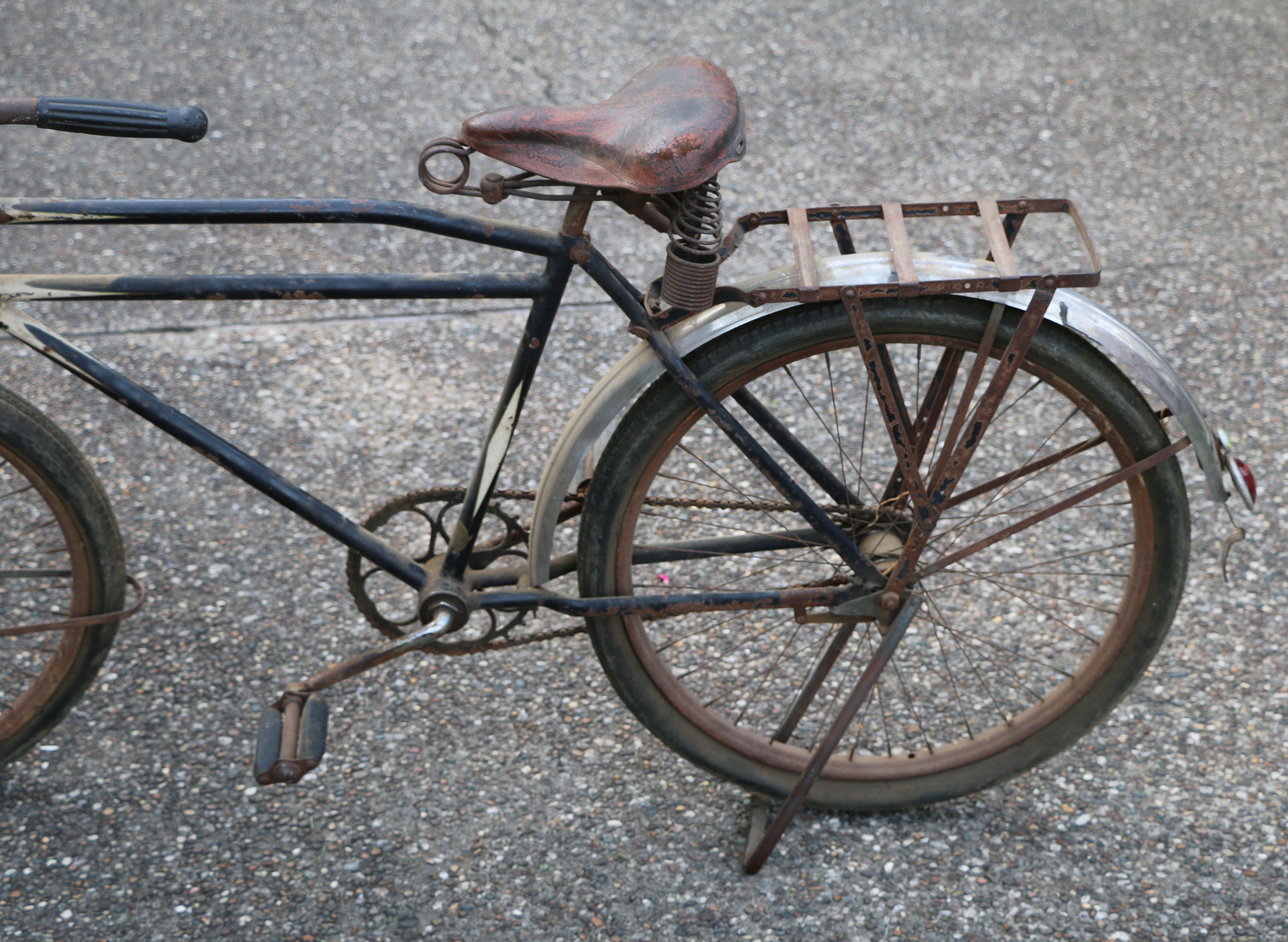Louisville Cycle "American Flyer" Bicycle