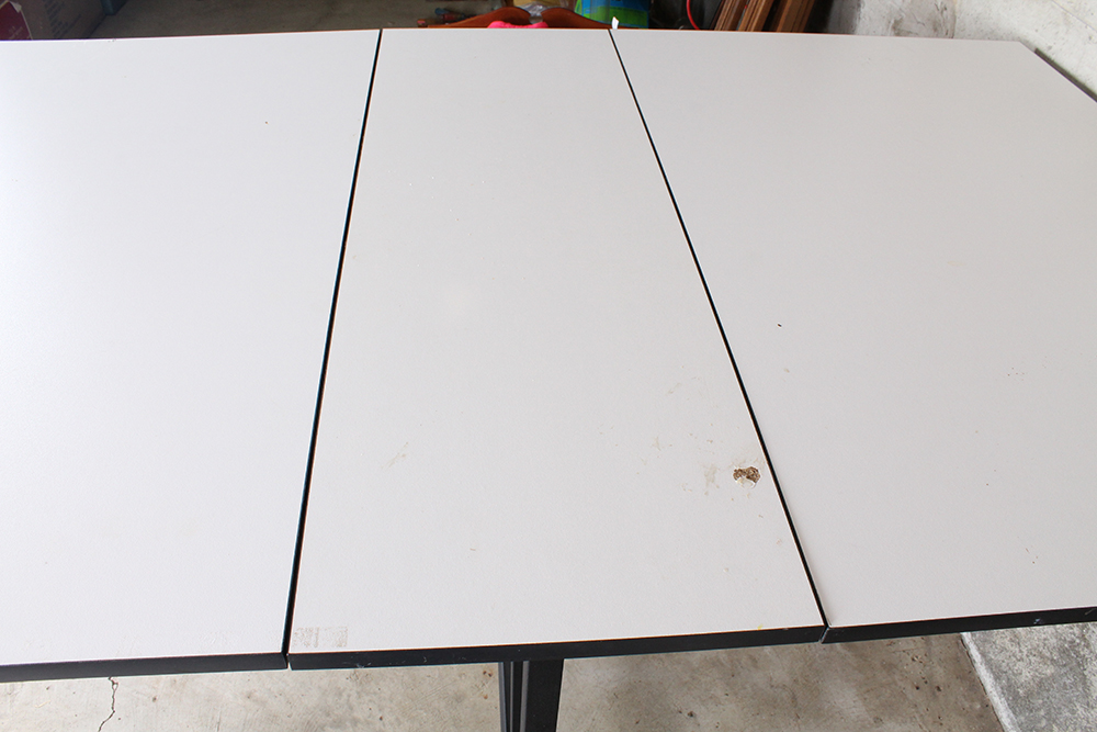 Collapsible Craft Table