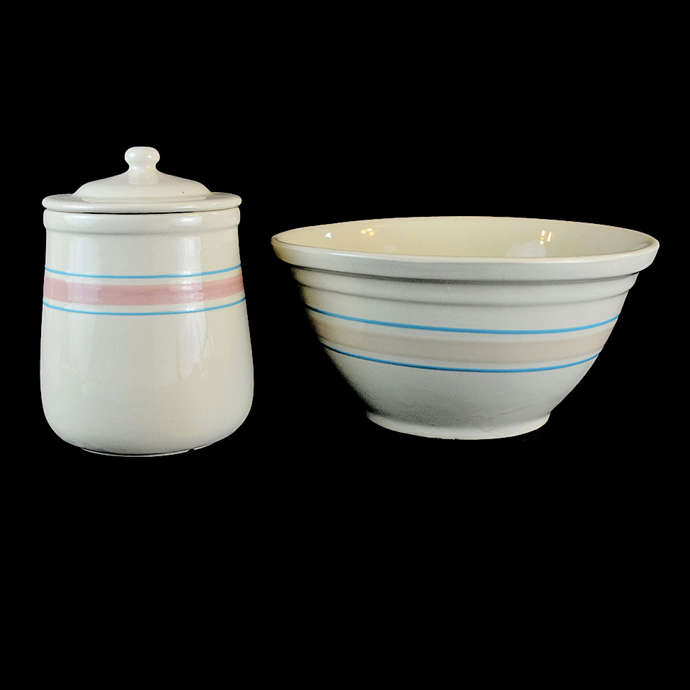 Vintage McCoy Ovenware Pair