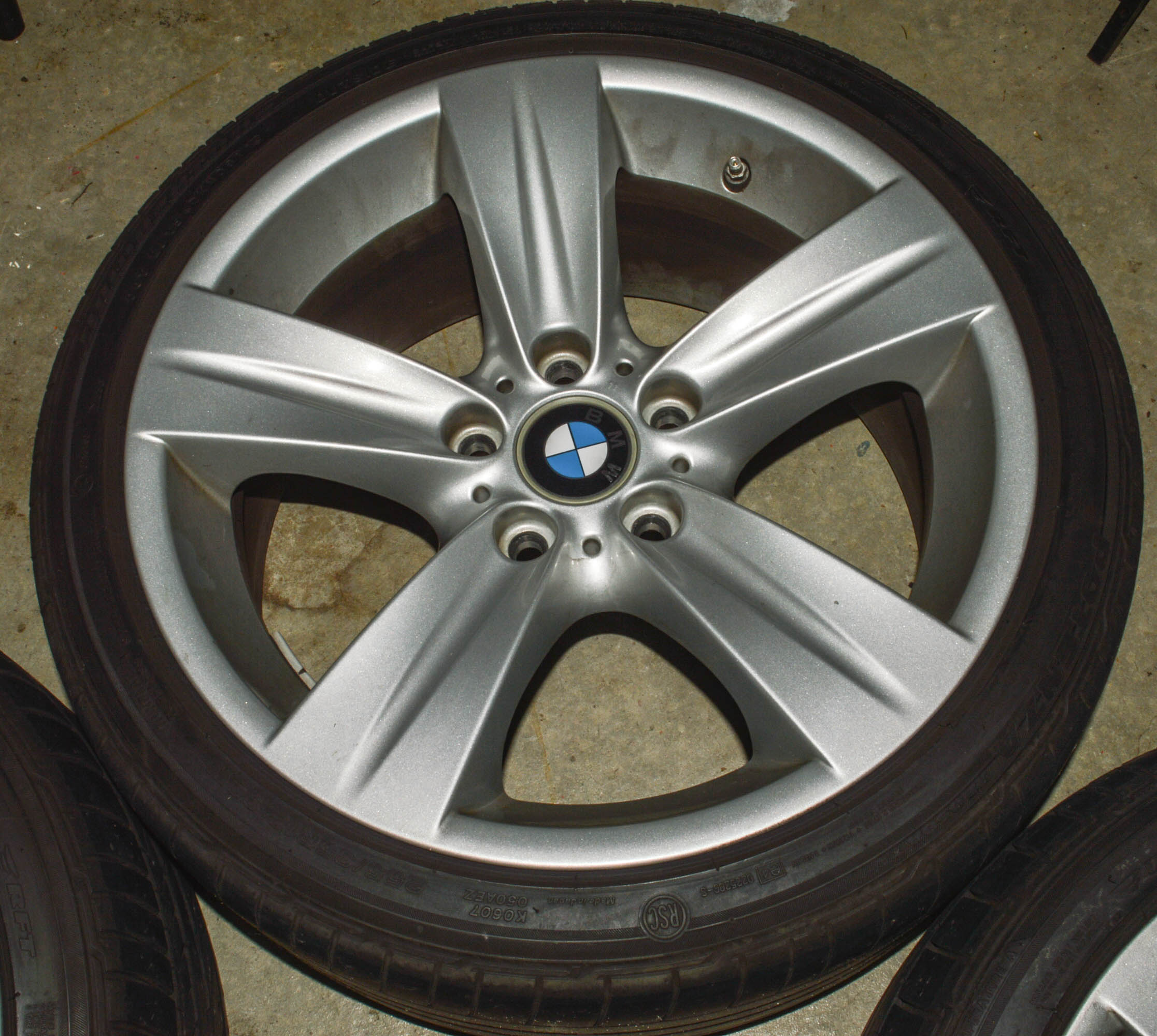 Original BMW Complete 18" OEM Wheels
