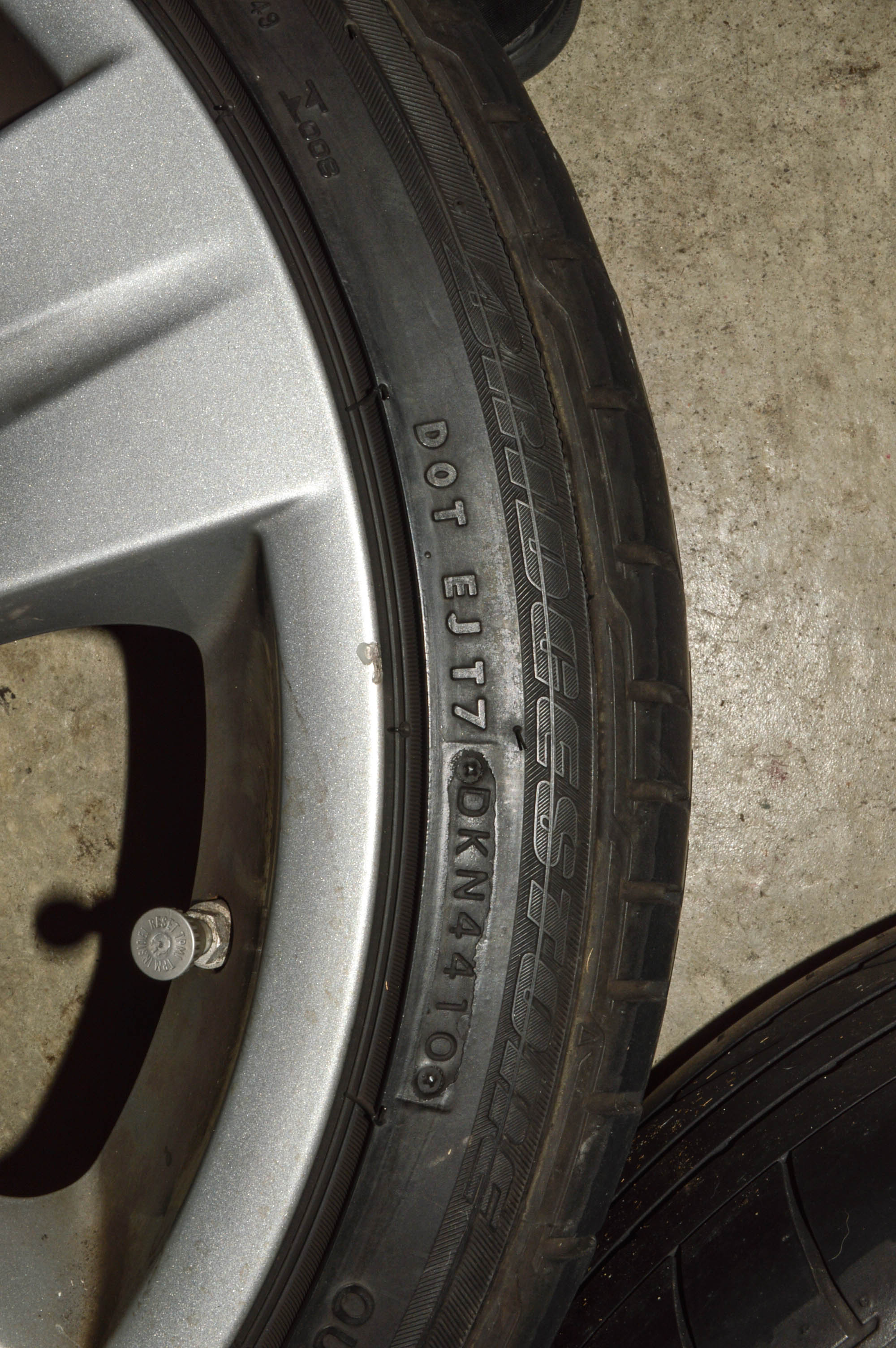 Original BMW Complete 18" OEM Wheels