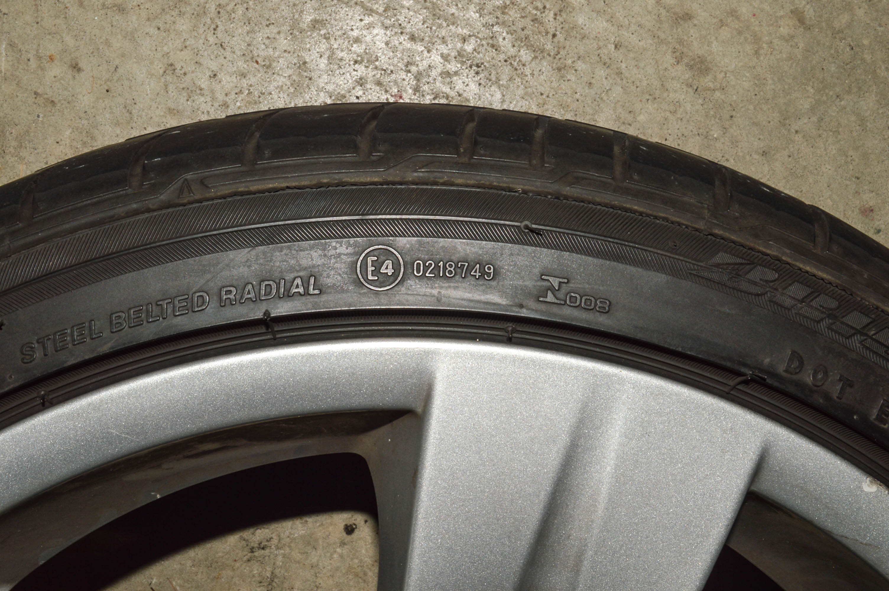 Original BMW Complete 18" OEM Wheels