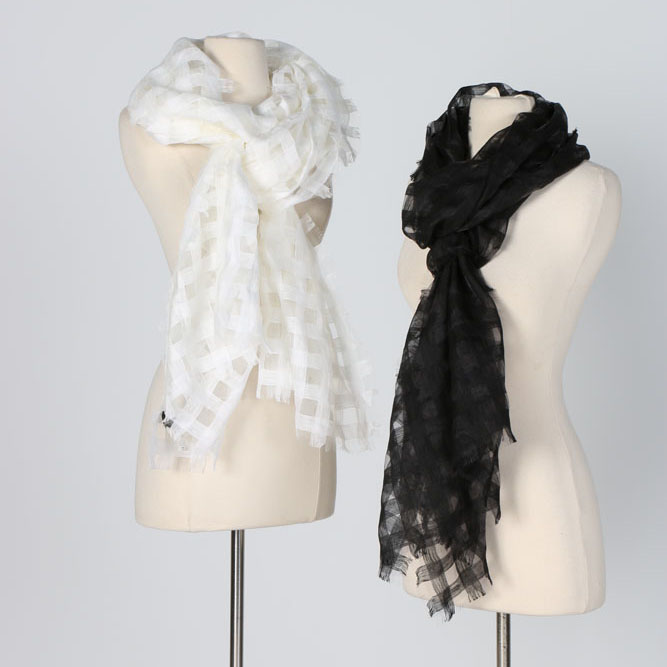 80's Vintage Black And White Hino & Malee Scarf Set