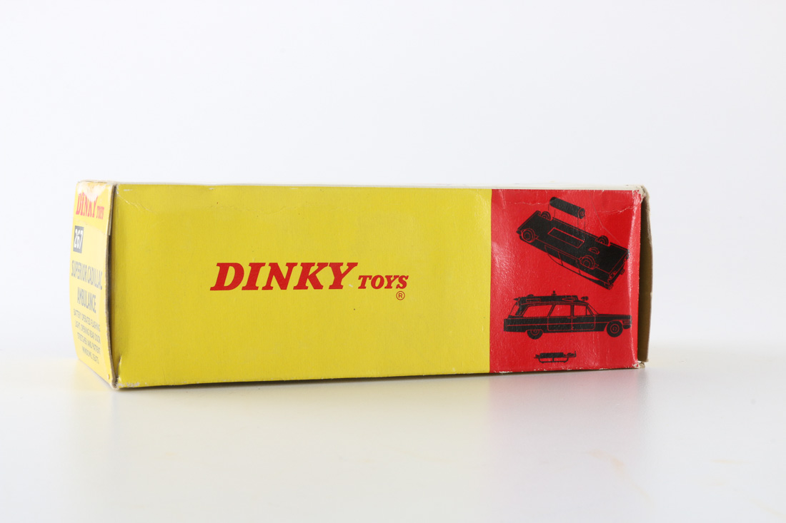 Dinky Toys Cadillac Superior Ambulance Replica