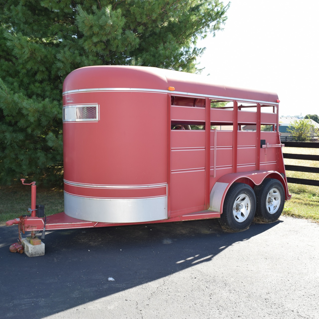 2003 Triple B&J Steel Stock Horse Trailer