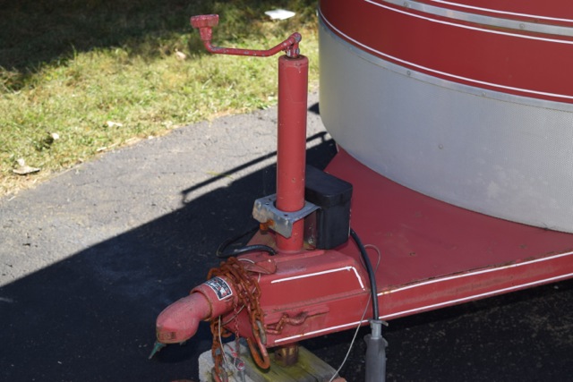 2003 Triple B&J Steel Stock Horse Trailer