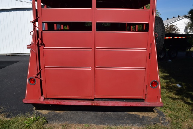2003 Triple B&J Steel Stock Horse Trailer