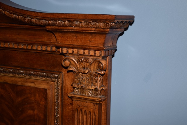 Universal Furniture Walnut King Size Bed