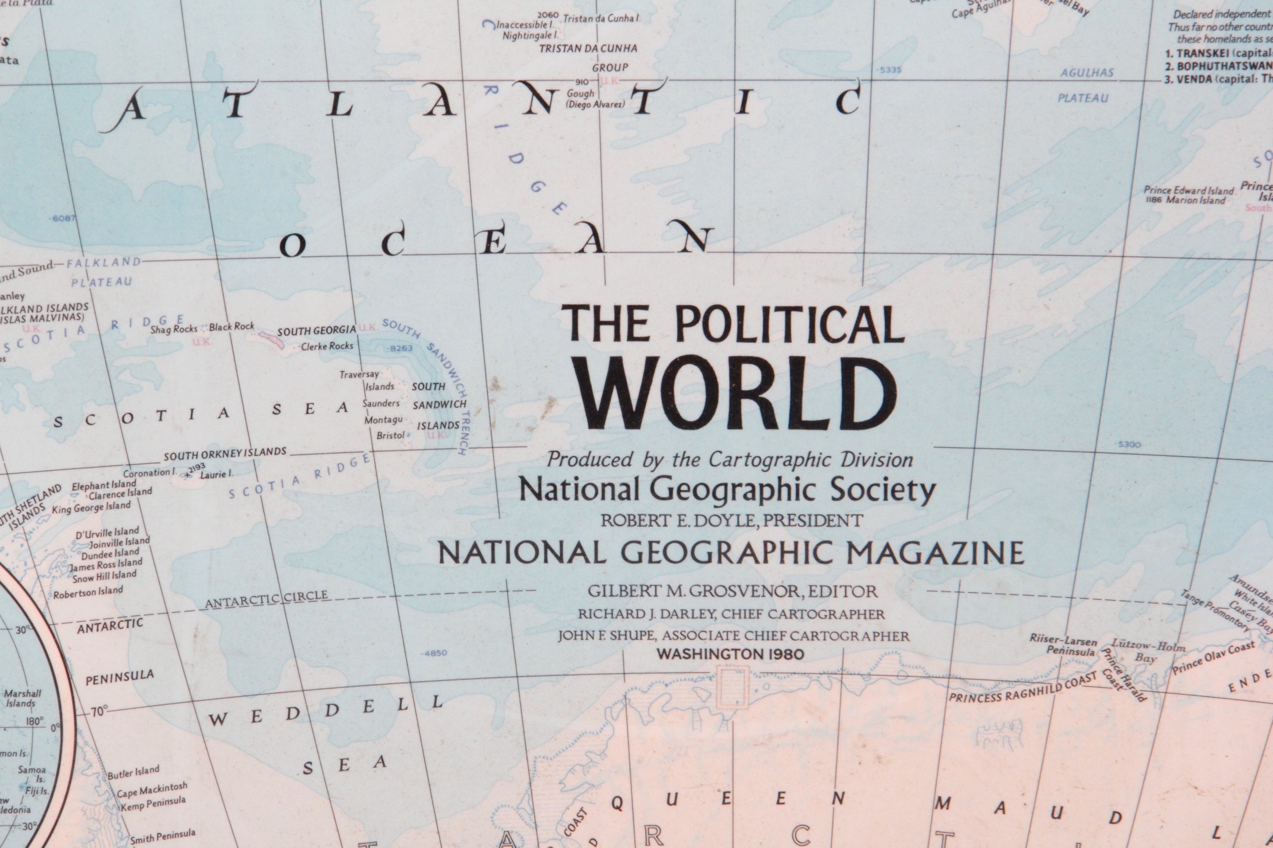 1980 Framed Political Map of the World