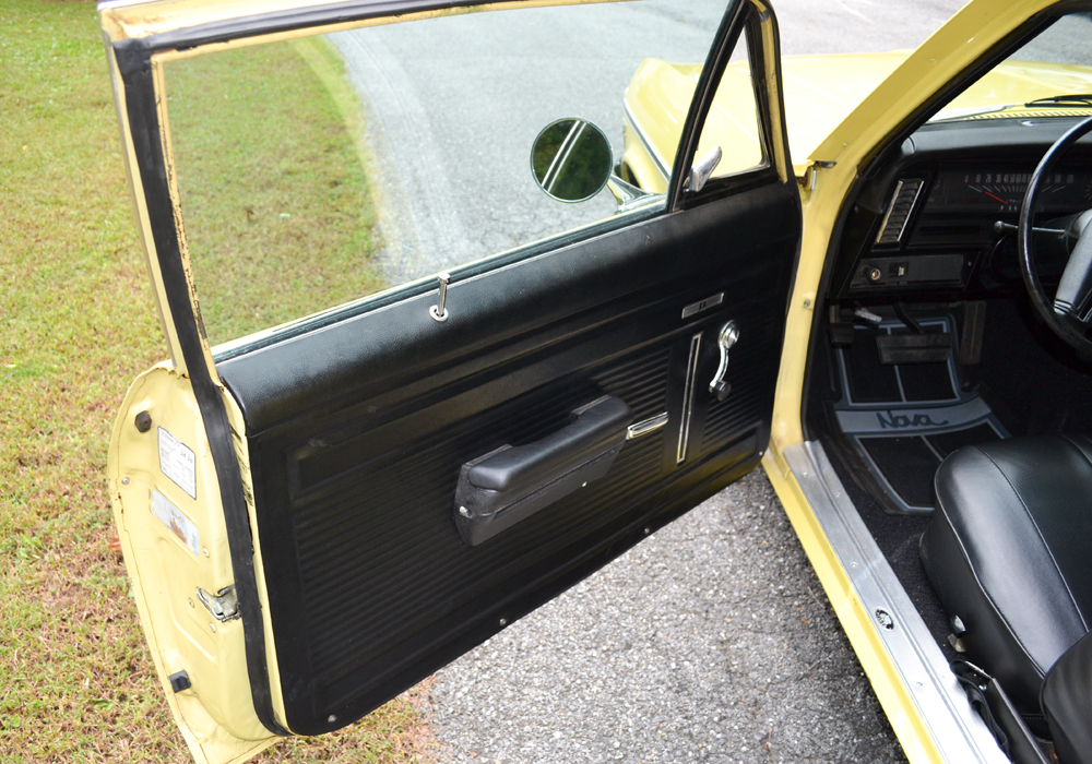 1972 Chevy Nova 2-Door Car